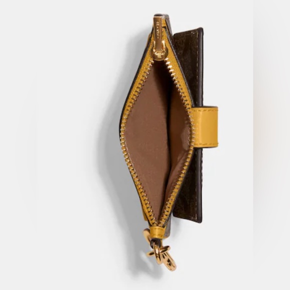 Coach Attachment Card Case In Signature Canvas - Picture 2 of 9